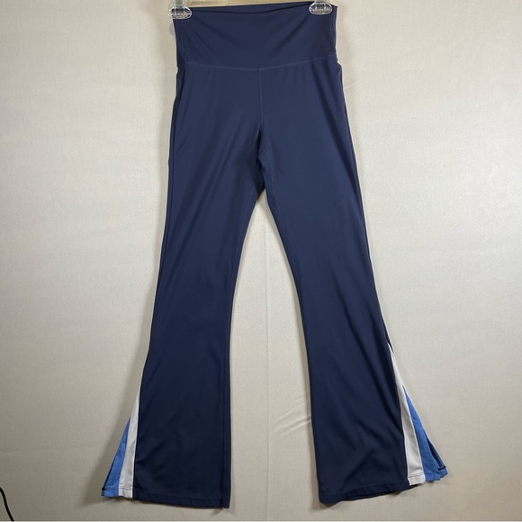 WILO The Label XS Flare Yoga Pants Navy Blue High Rise Athletic Leggings - Picture 2 of 10